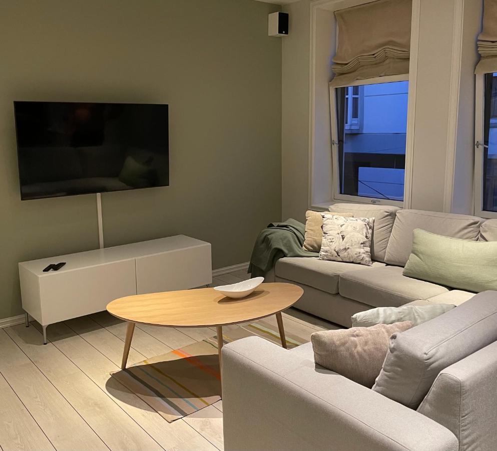 City Center Apartment Ålesund Exteriör bild